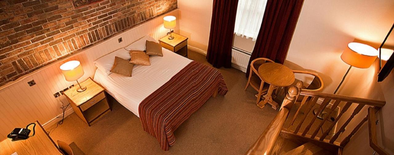 The Terrace Hotel Magherafelt Esterno foto
